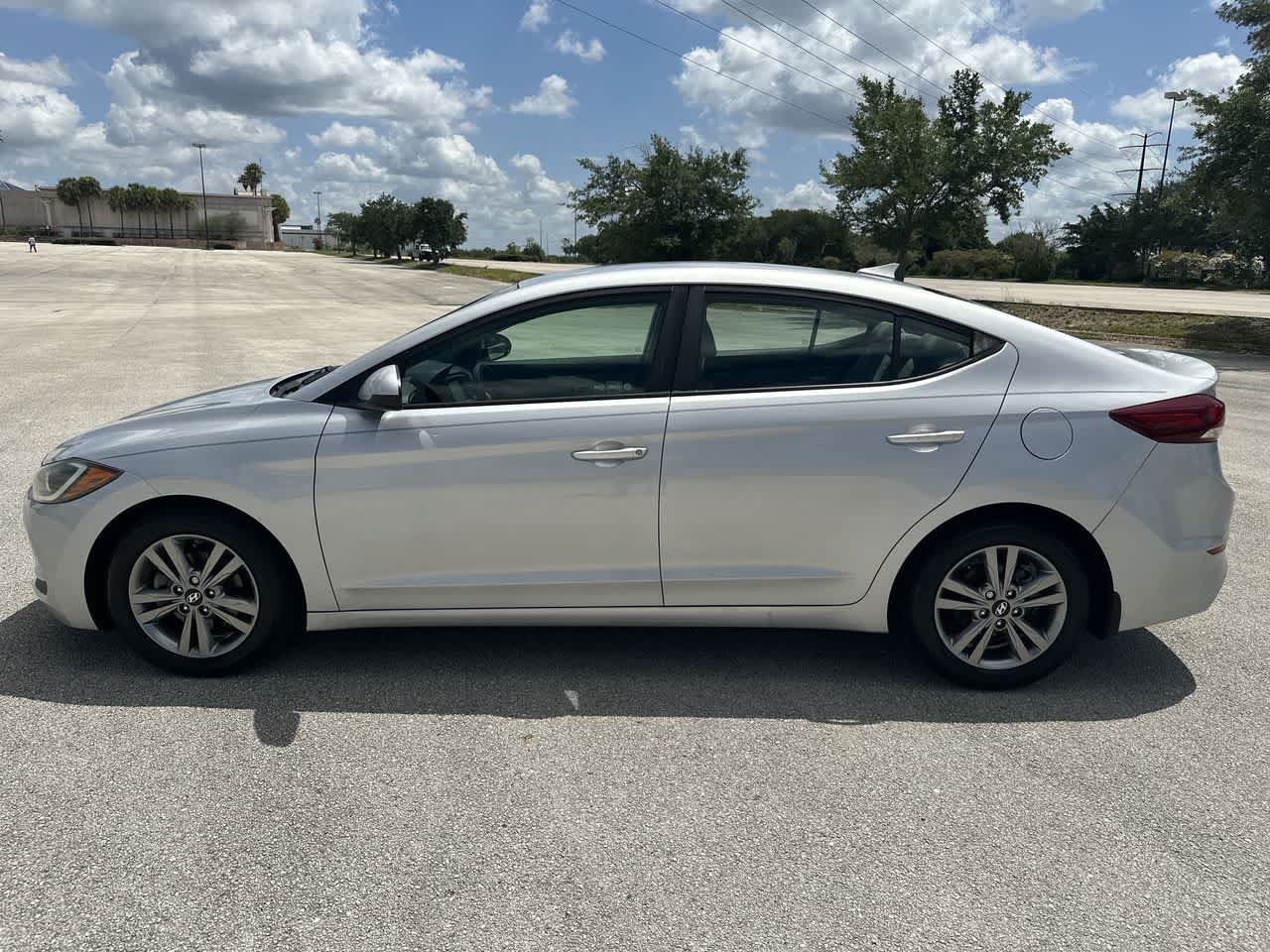Used 2018 Hyundai Elantra SEL FWD image 10