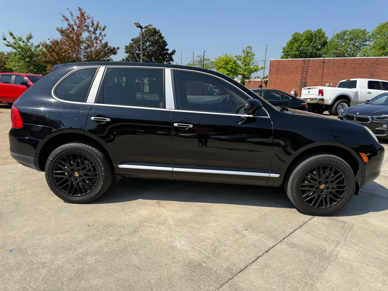 Used 2005 Porsche Cayenne S AWD/4WD image 6