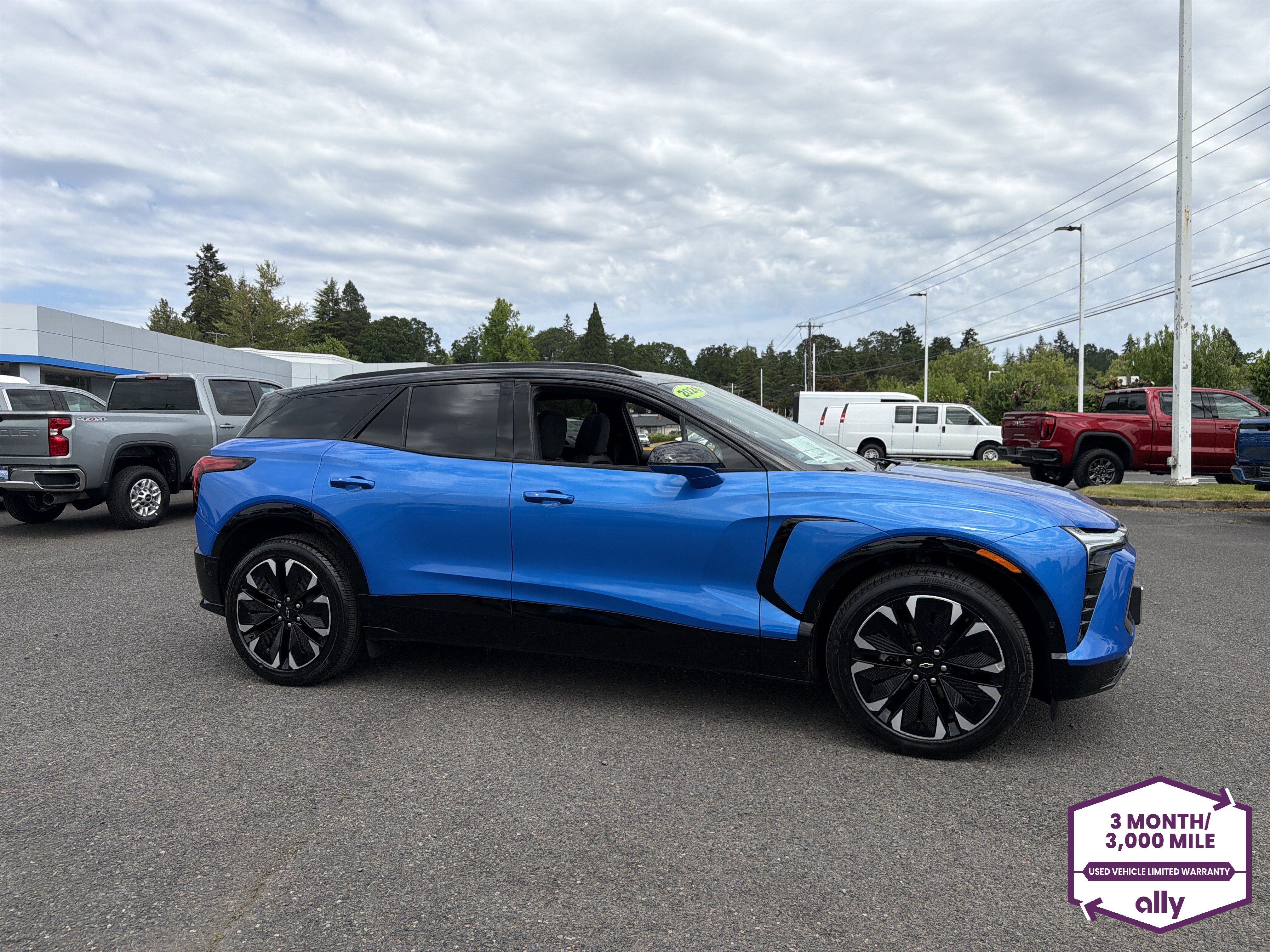 Used 2026 Chevrolet Blazer EV RS w/ Super Cruise Package AWD/4WD image 7