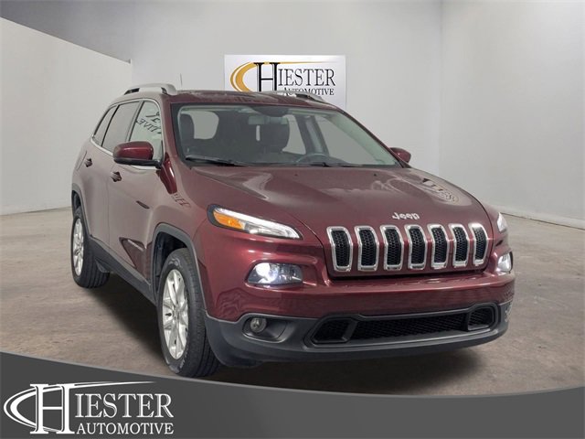 Used 2018 Jeep Cherokee Latitude Plus w/ Comfort/Convenience Group