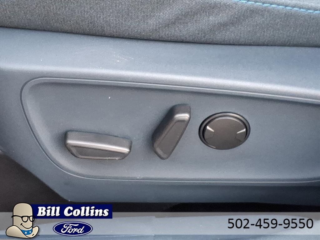 New 2026 Ford Maverick XLT w/ XLT Luxury Package image 18