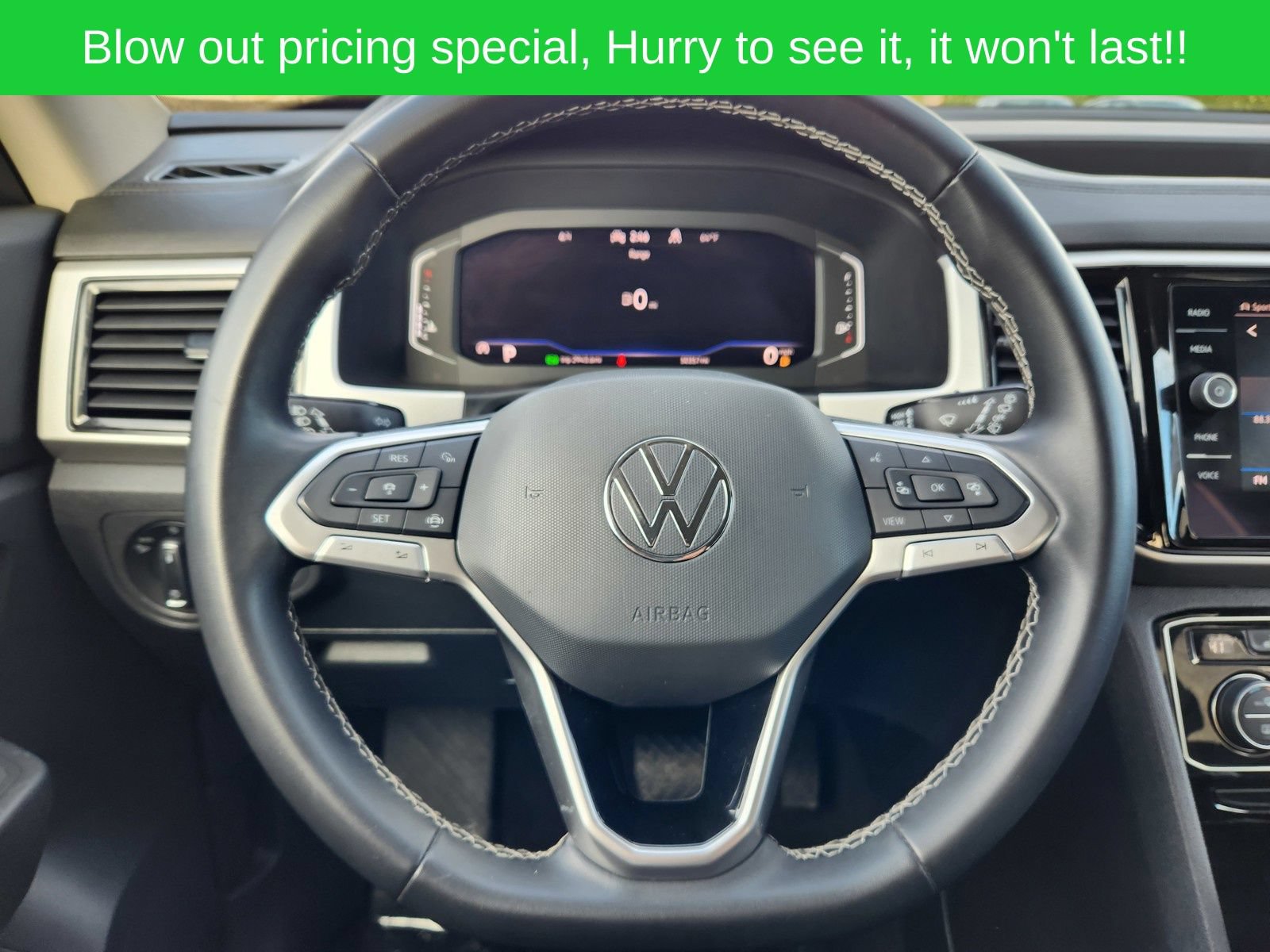 Used 2022 Volkswagen Atlas SE AWD/4WD image 17