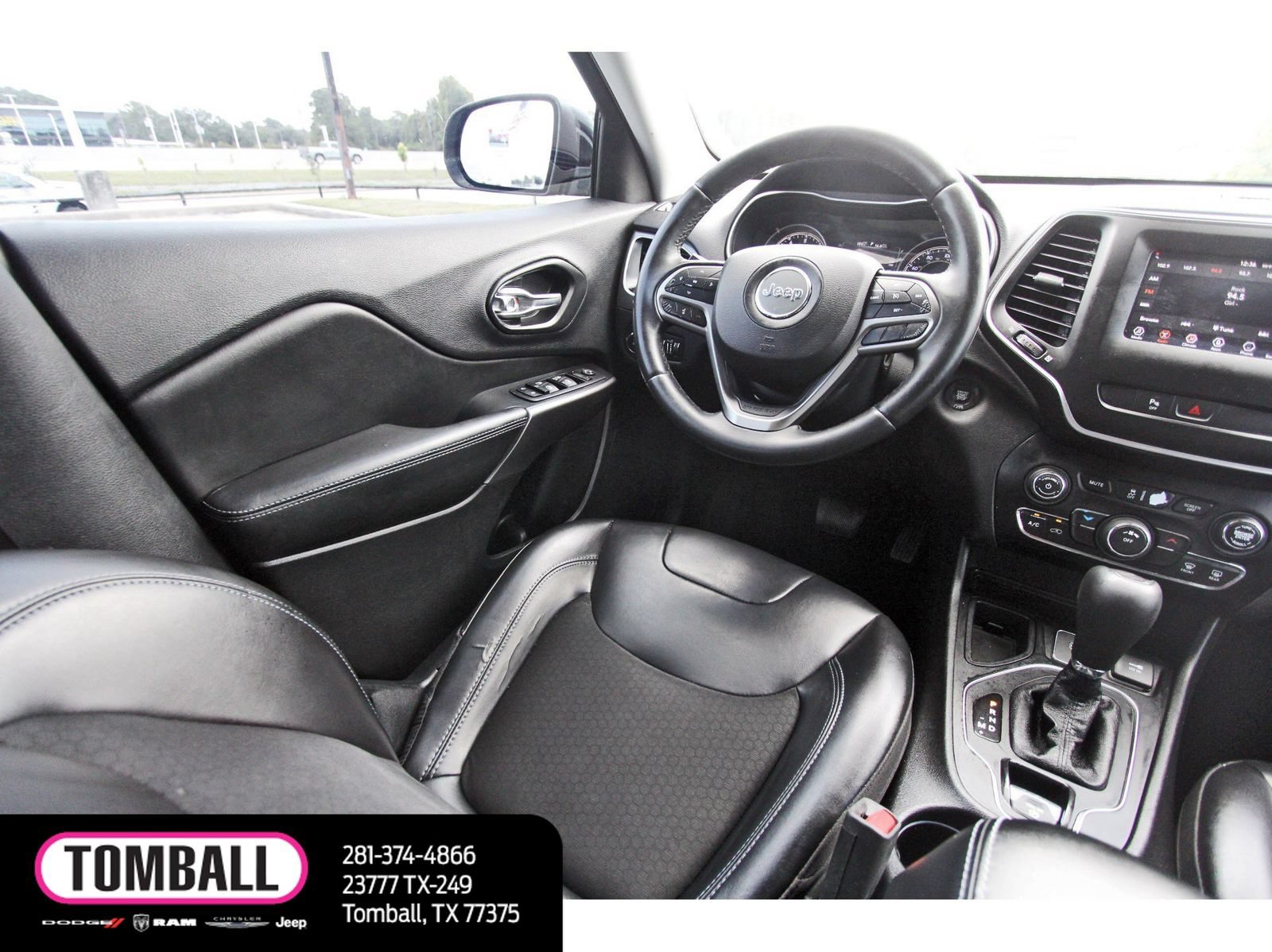 Used 2019 Jeep Cherokee Latitude Plus FWD image 9
