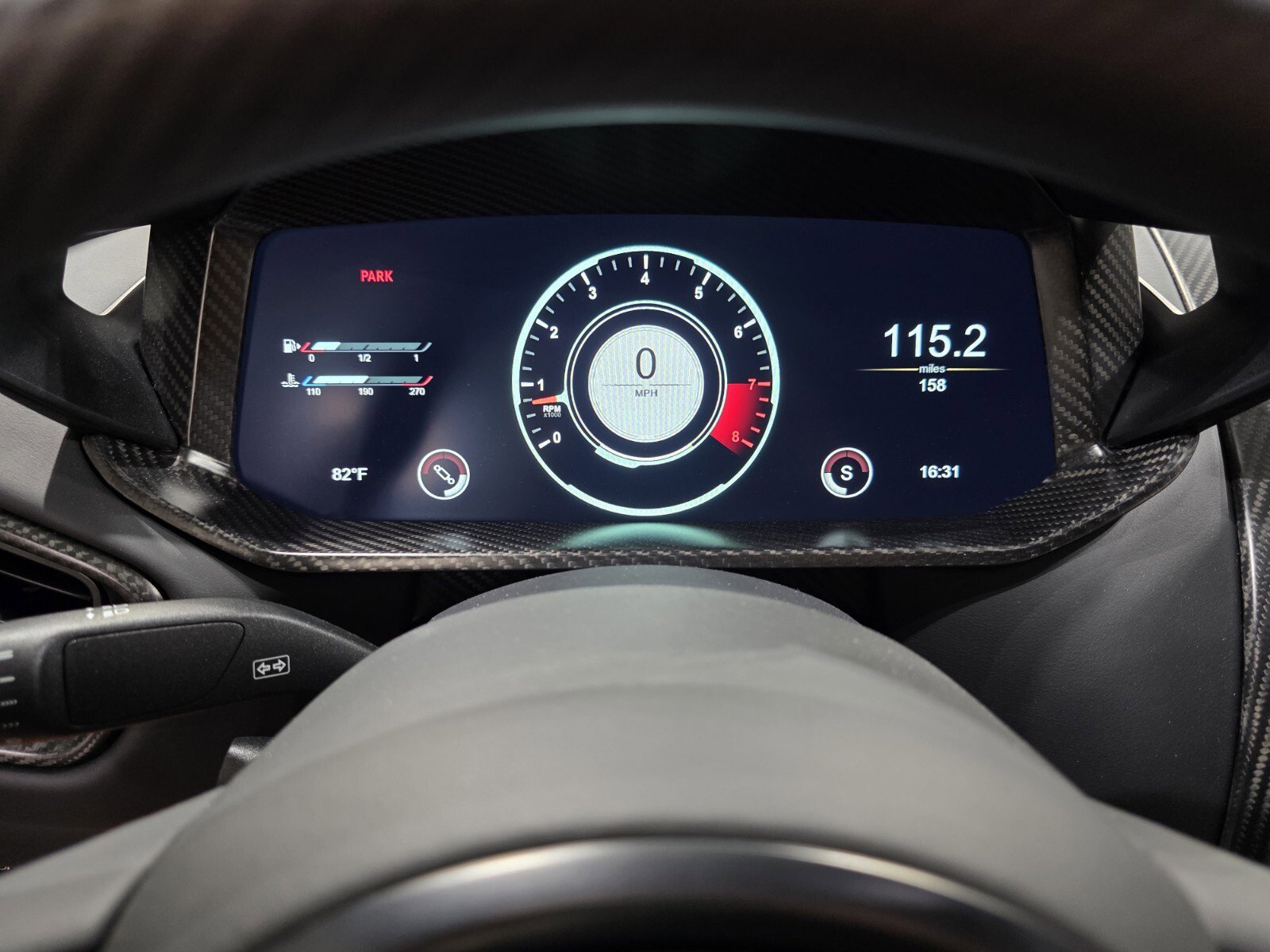 Used 2024 Aston Martin Valour RWD image 6