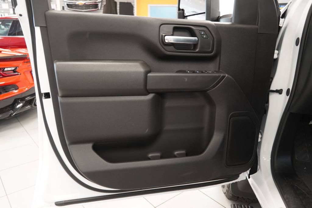 New 2026 Chevrolet Silverado 2500 Custom w/ Custom Convenience Package AWD/4WD image 15
