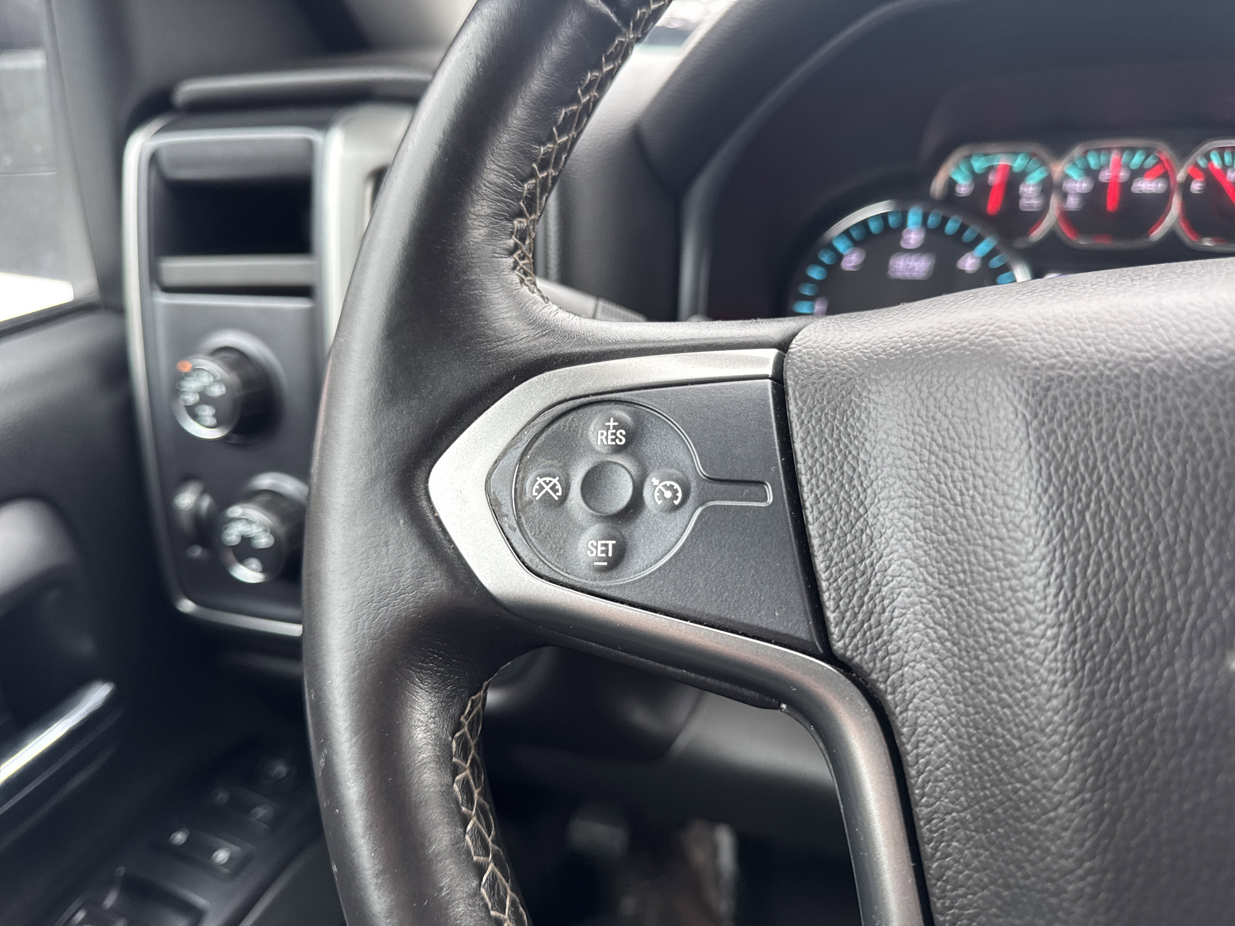 Used 2016 Chevrolet Silverado 1500 LT image 18