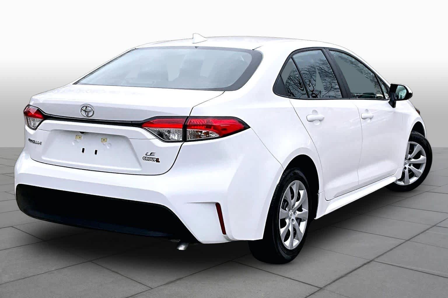 Certified 2025 Toyota Corolla LE FWD image 13