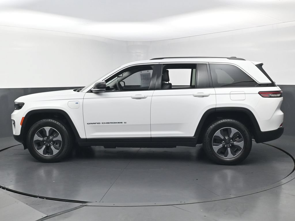 Used 2022 Jeep Grand Cherokee Limited 4xe AWD/4WD image 8