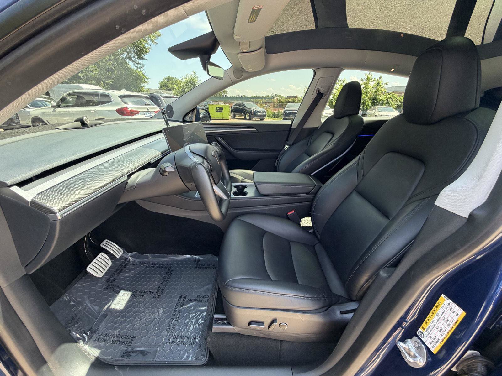 Used 2023 Tesla Model Y Performance AWD/4WD image 12