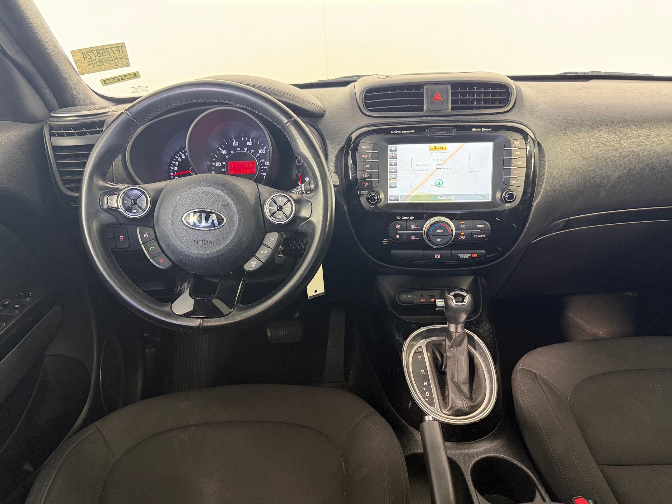 Used 2015 Kia Soul ! w/ Sun & Sound Package FWD image 30