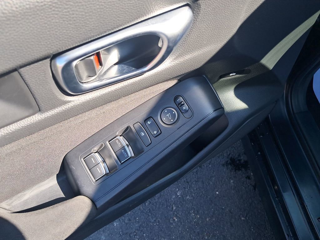 Used 2022 Honda Civic Sport image 22