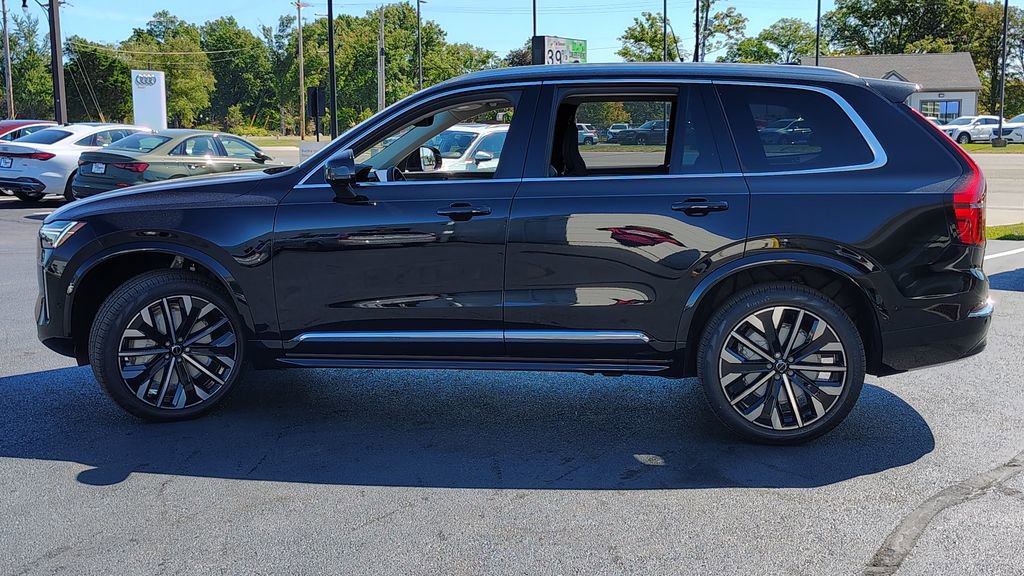 New 2026 Volvo XC90 B6 Plus w/ Protection Package Premier image 5