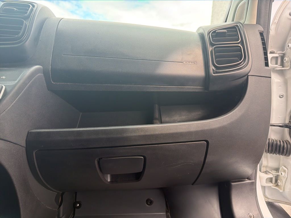 Used 2024 RAM ProMaster 2500 w/ Convenience Group FWD image 20