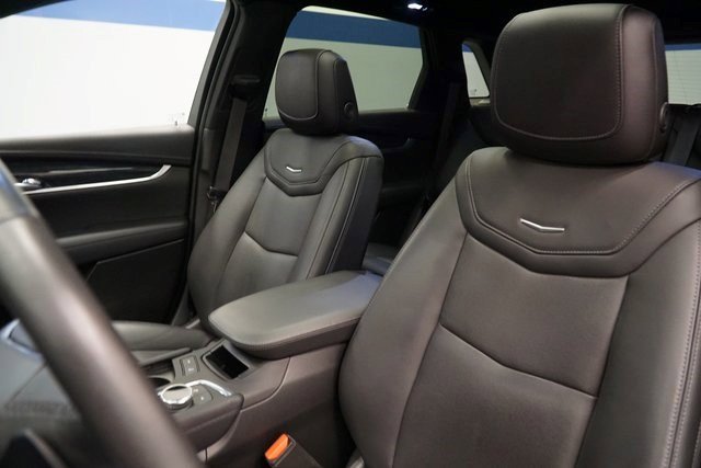 Certified 2022 Cadillac XT5 Premium Luxury image 18