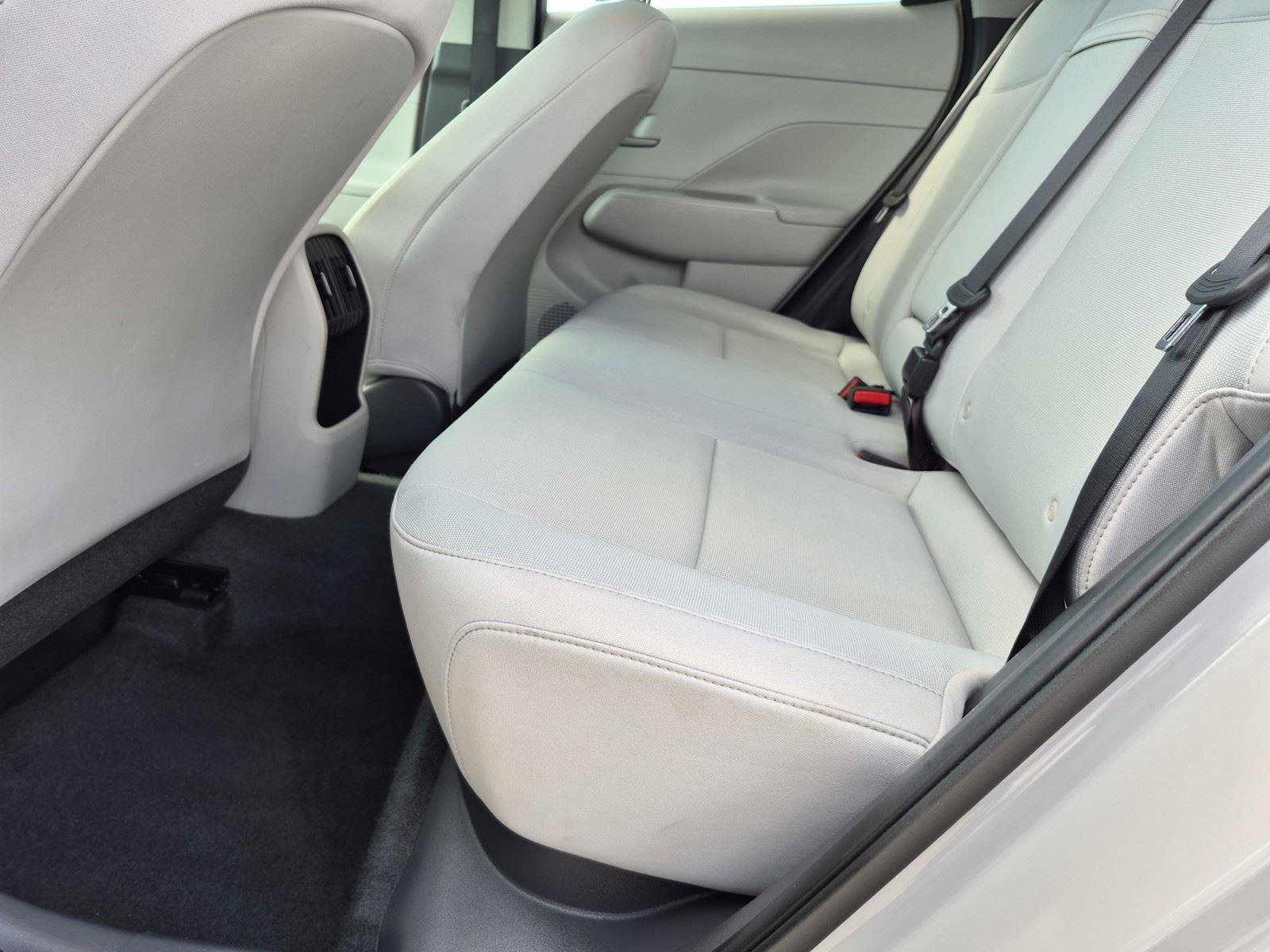 Used 2025 Hyundai Kona SEL FWD image 17