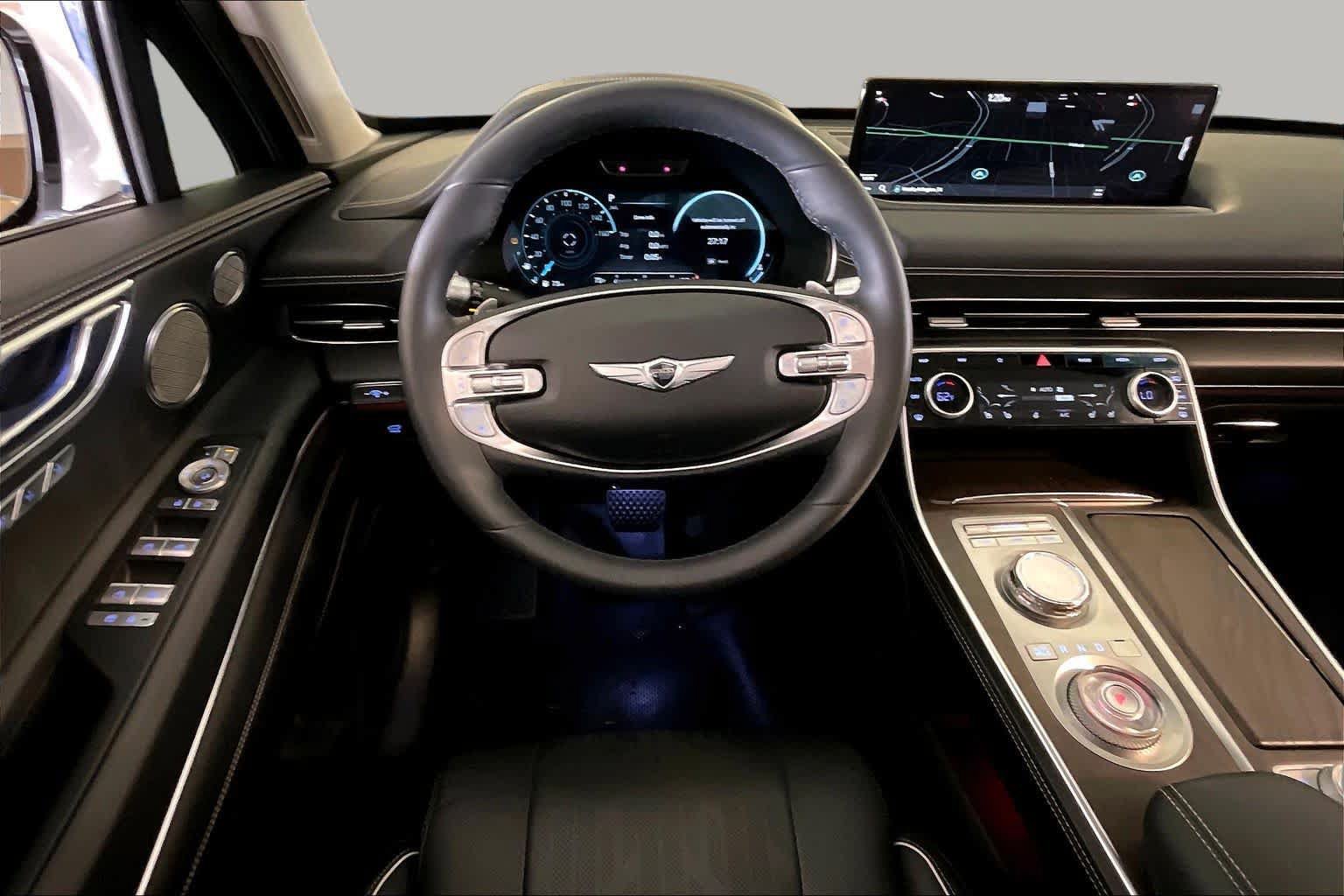 Used 2024 Genesis GV80 2.5T w/ Prestige Package AWD/4WD image 5