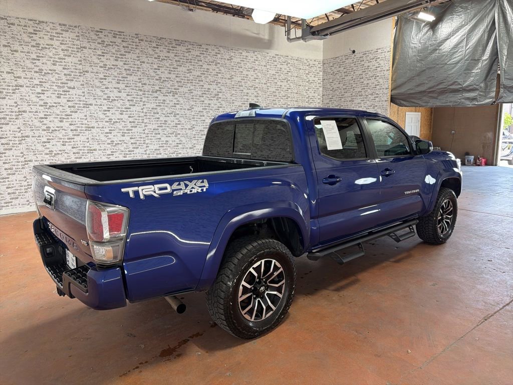 Used 2022 Toyota Tacoma TRD Sport w/ Technology Package AWD/4WD image 7