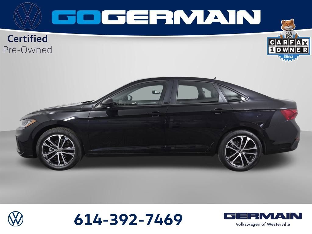 Certified 2025 Volkswagen Jetta Sport image 11