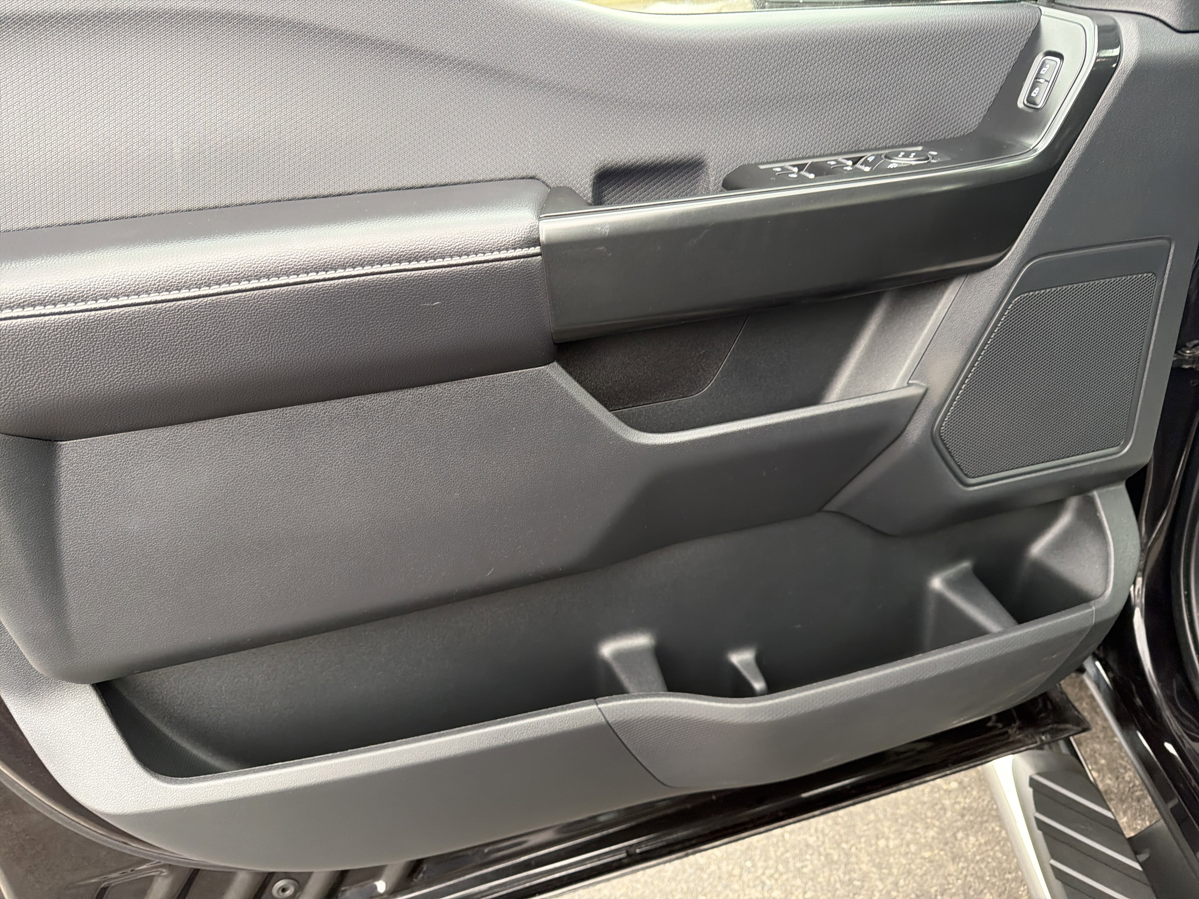 Used 2025 Ford F150 STX w/ Equipment Group 200A image 15