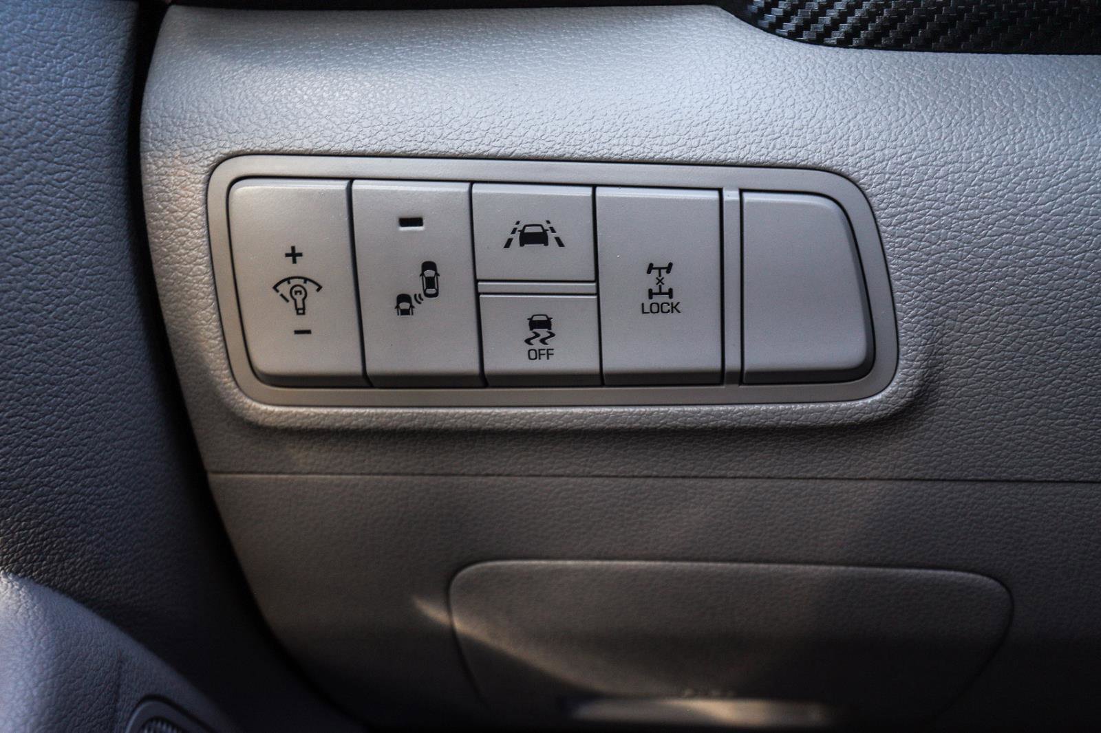 Used 2020 Hyundai Tucson Value AWD/4WD image 13