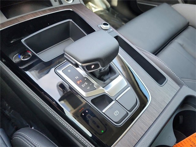 Certified 2025 Audi Q5 2.0T Premium Plus w/ Premium Plus Package image 21
