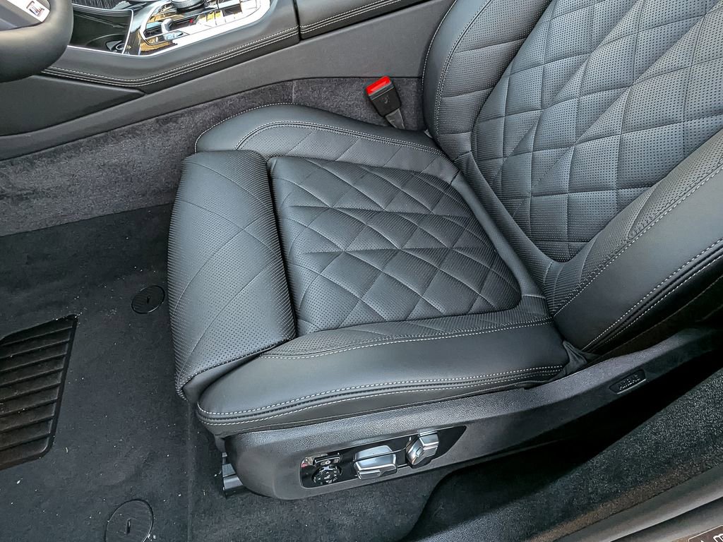 New 2026 BMW X6 xDrive40i image 14