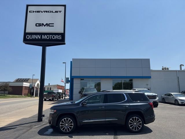 Used 2022 GMC Acadia Denali w/ Denali Ultimate Package AWD/4WD image 2