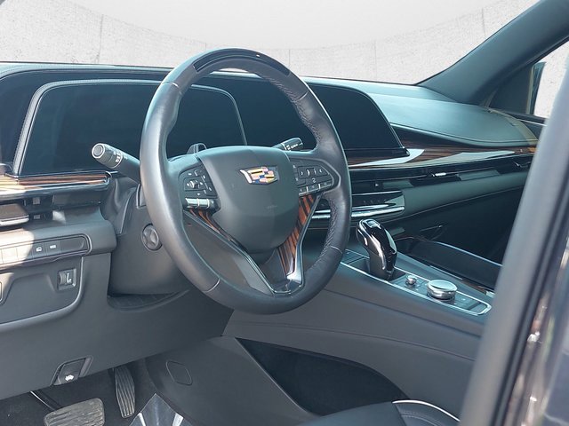 Certified 2023 Cadillac Escalade Premium Luxury w/ LPO, Floor Liner Package image 19