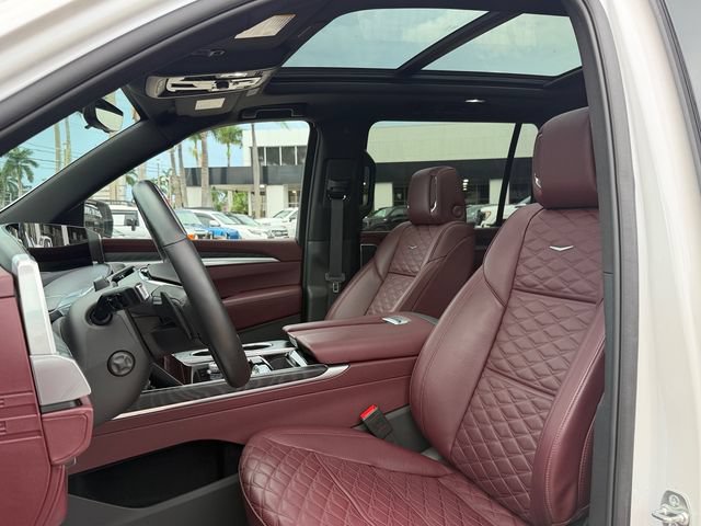 Certified 2025 Cadillac Escalade ESV Premium Luxury w/ Touring Package AWD/4WD image 9