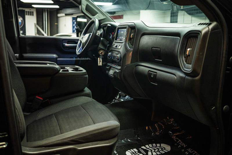 Used 2023 Chevrolet Silverado 2500 Custom w/ Custom Value Package AWD/4WD image 12
