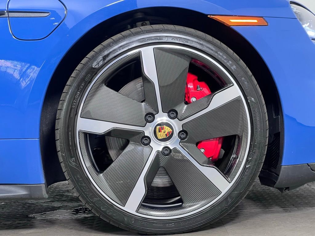 Certified 2024 Porsche Taycan GTS image 11