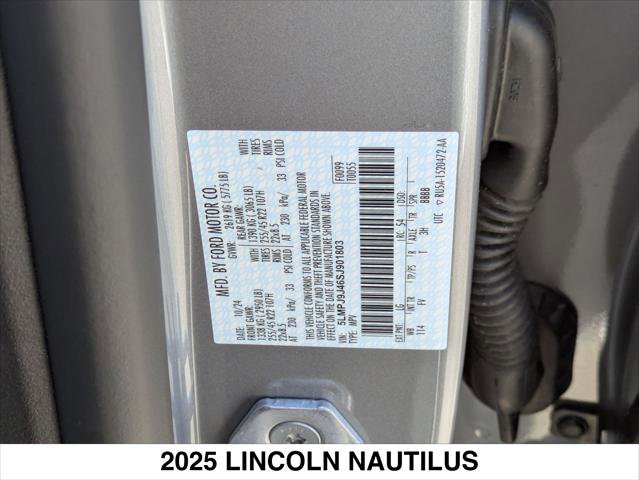 Used 2025 Lincoln Nautilus Black Label image 29