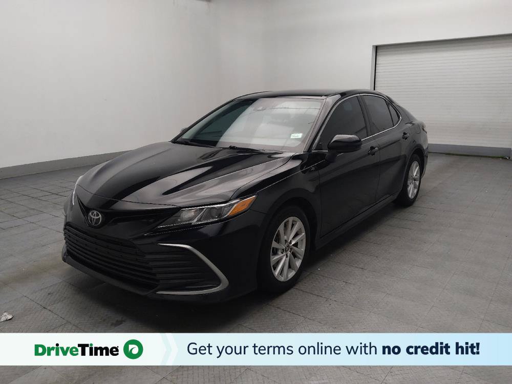 Used 2021 Toyota Camry LE FWD image 1