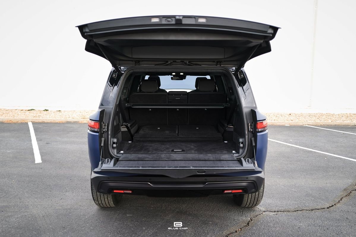 Used 2026 Rivian R1S Premium image 20