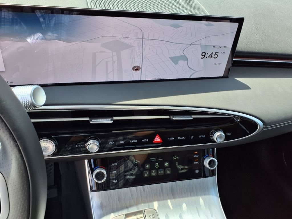 New 2026 Genesis Electrified GV70 image 12