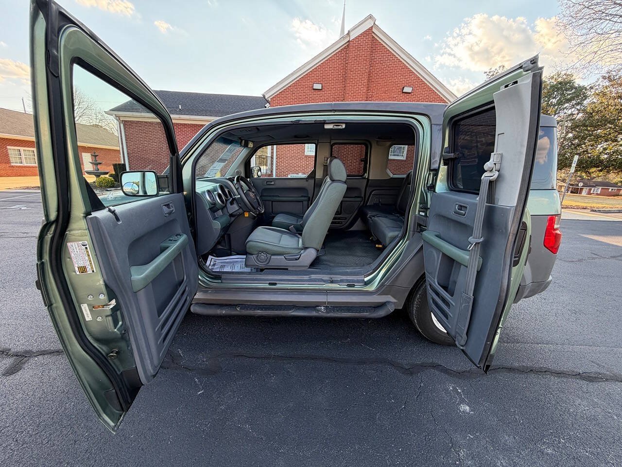 Used 2005 Honda Element LX image 14
