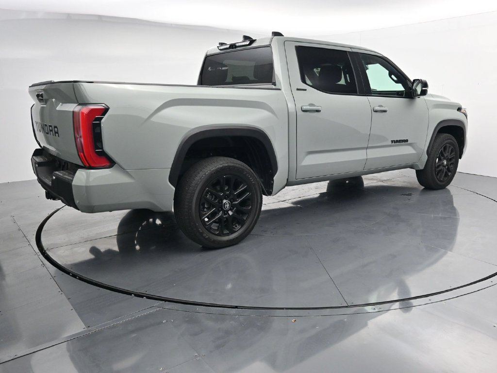 Used 2026 Toyota Tundra Limited AWD/4WD image 8