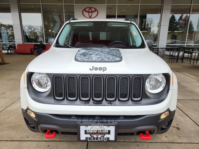 Used 2017 Jeep Renegade Trailhawk image 5