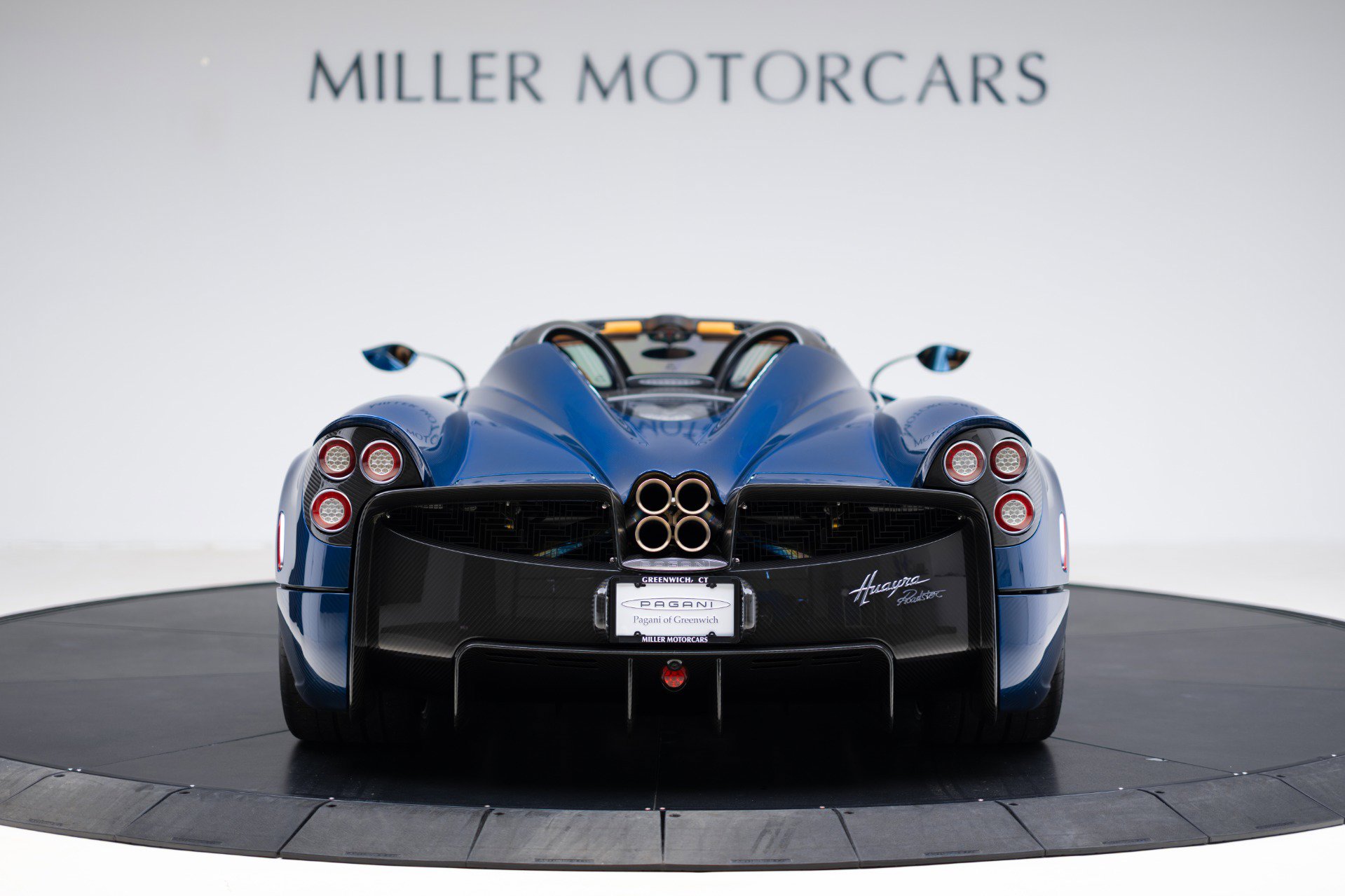 Used 2017 Pagani Huayra image 6