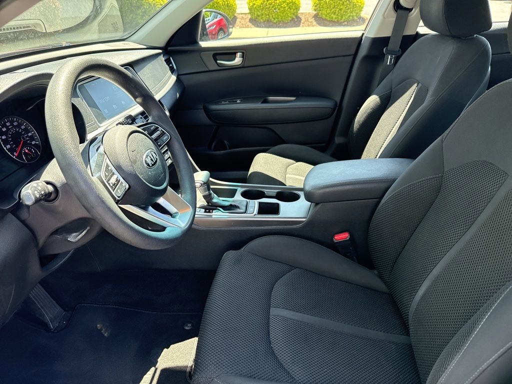 Used 2019 Kia Optima LX image 18