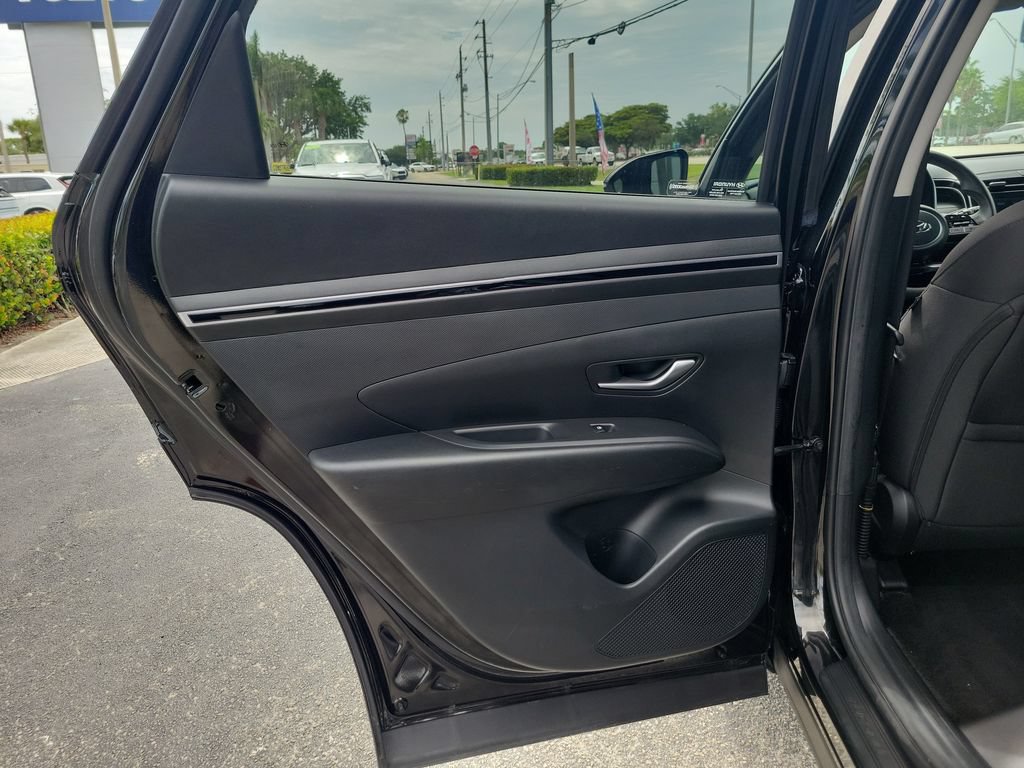 Used 2023 Hyundai Tucson SEL AWD/4WD image 14