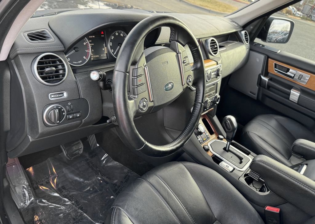 Used 2013 Land Rover LR4 HSE image 17