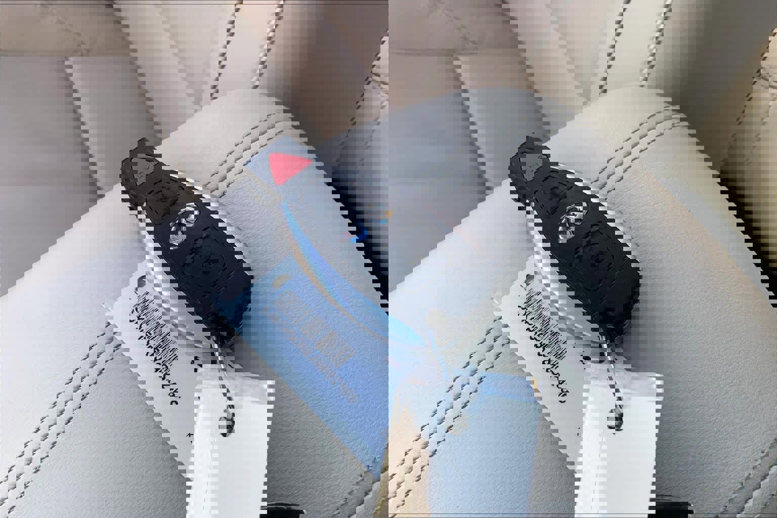 Used 2018 INFINITI QX30 Premium w/ Cargo Package image 14