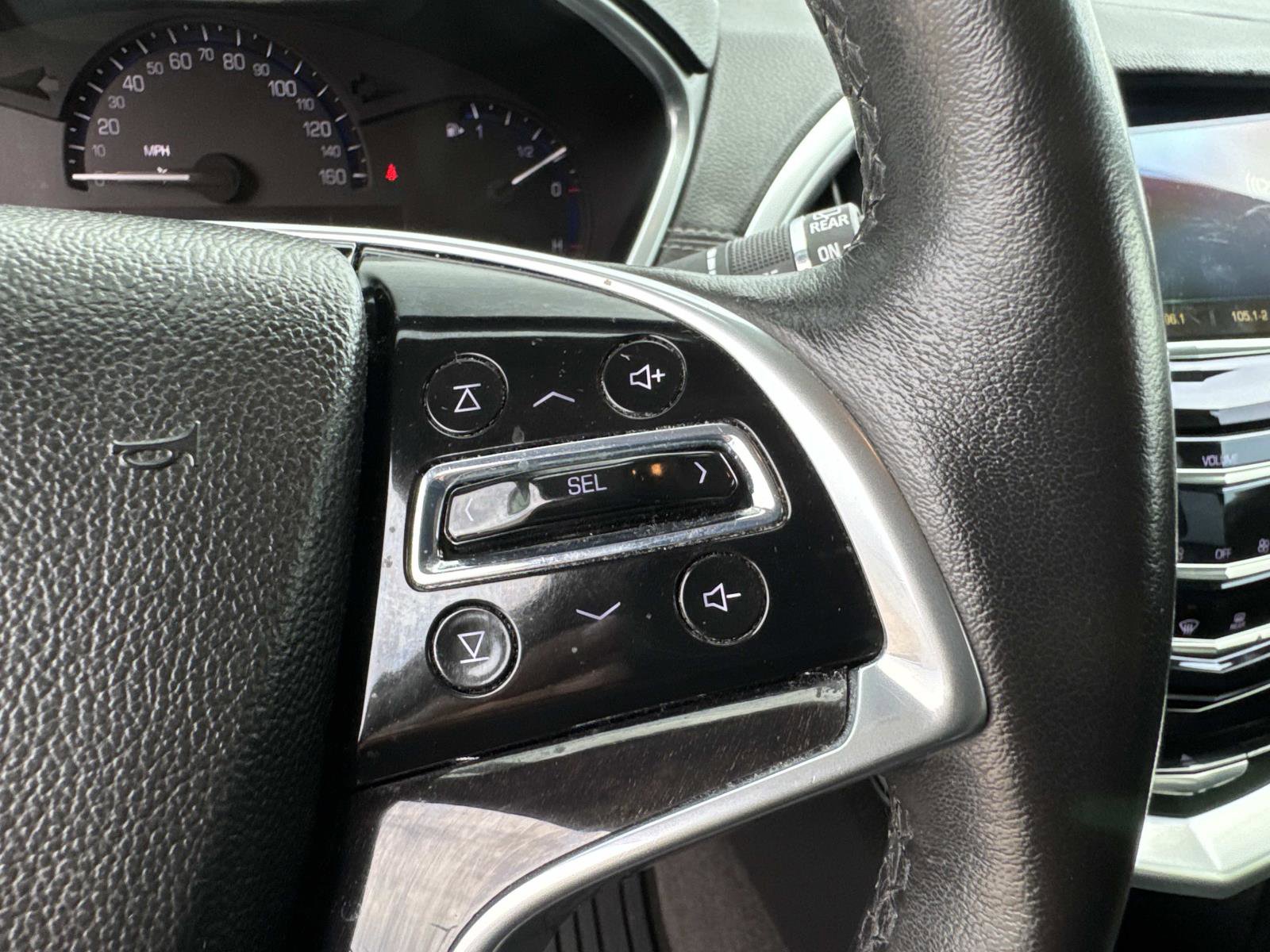 Used 2016 Cadillac SRX Performance w/ Midnight Edition Package FWD image 33