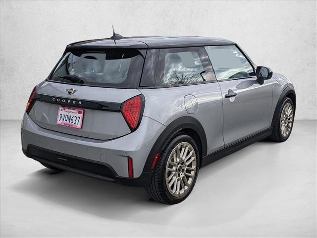 Certified 2025 MINI Cooper 2-Door Hardtop FWD image 5