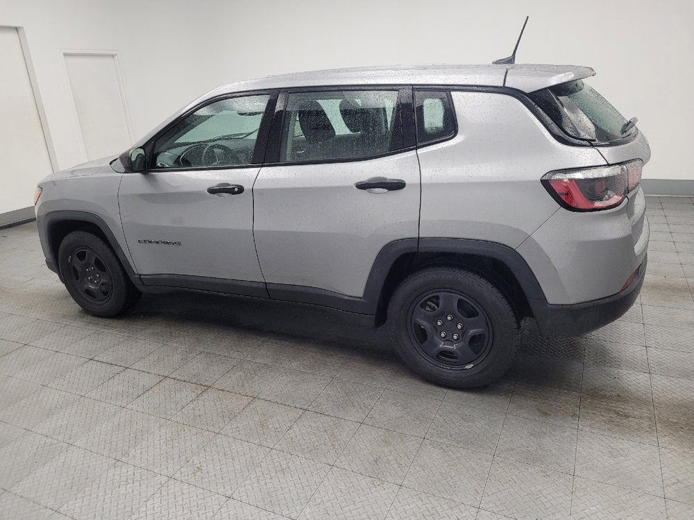 Used 2021 Jeep Compass Sport FWD image 3