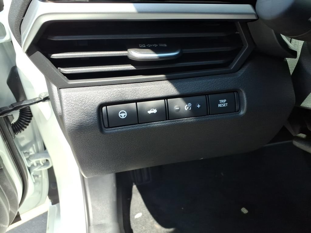 New 2026 Nissan Altima 2.5 SR w/ SR Premium Package FWD image 20