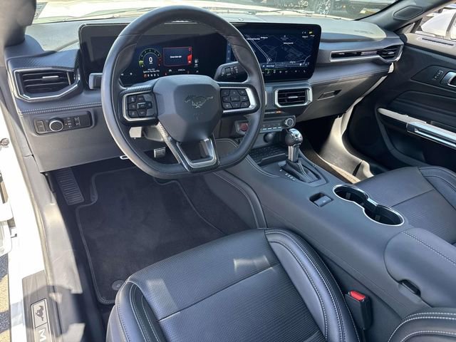 Used 2024 Ford Mustang Premium image 18