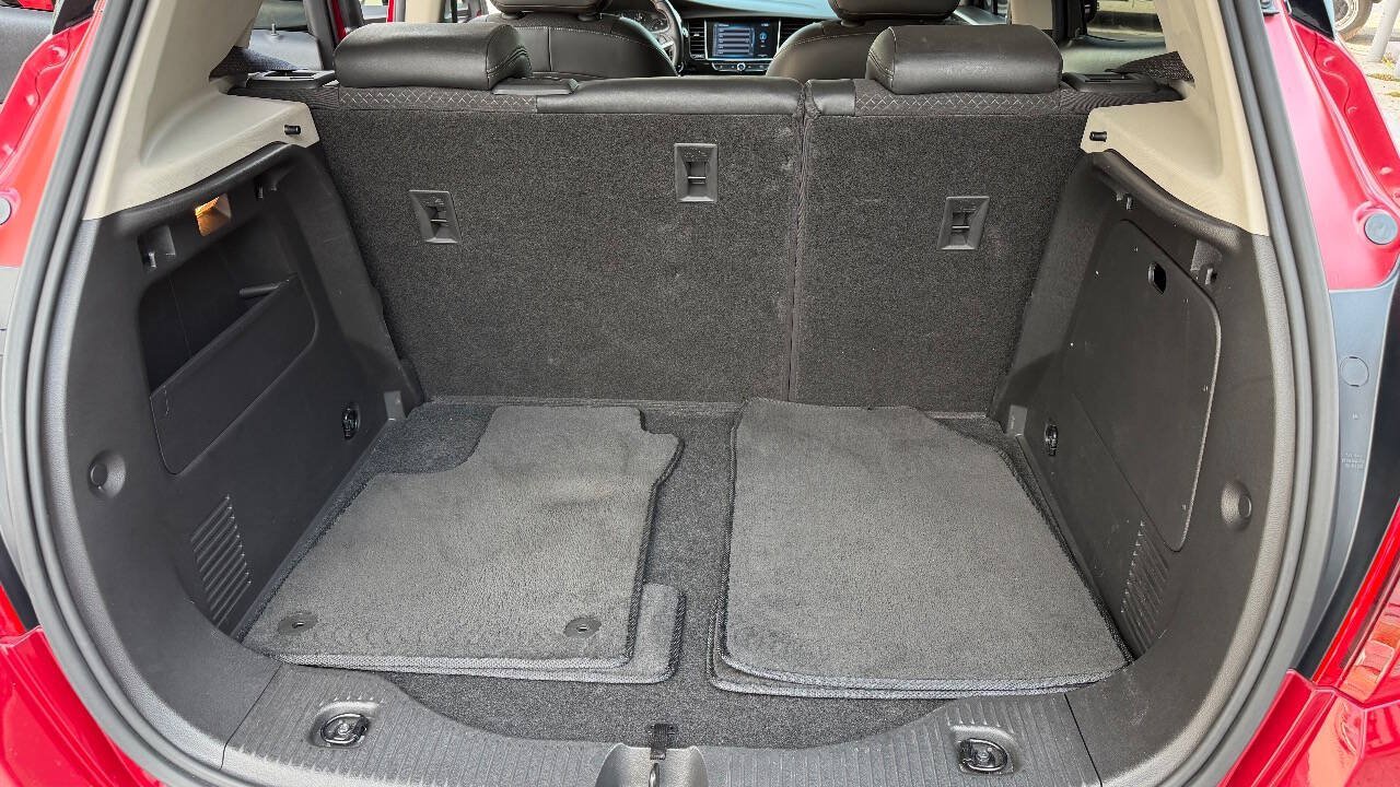 Used 2019 Buick Encore Preferred w/ Safety Package FWD image 23