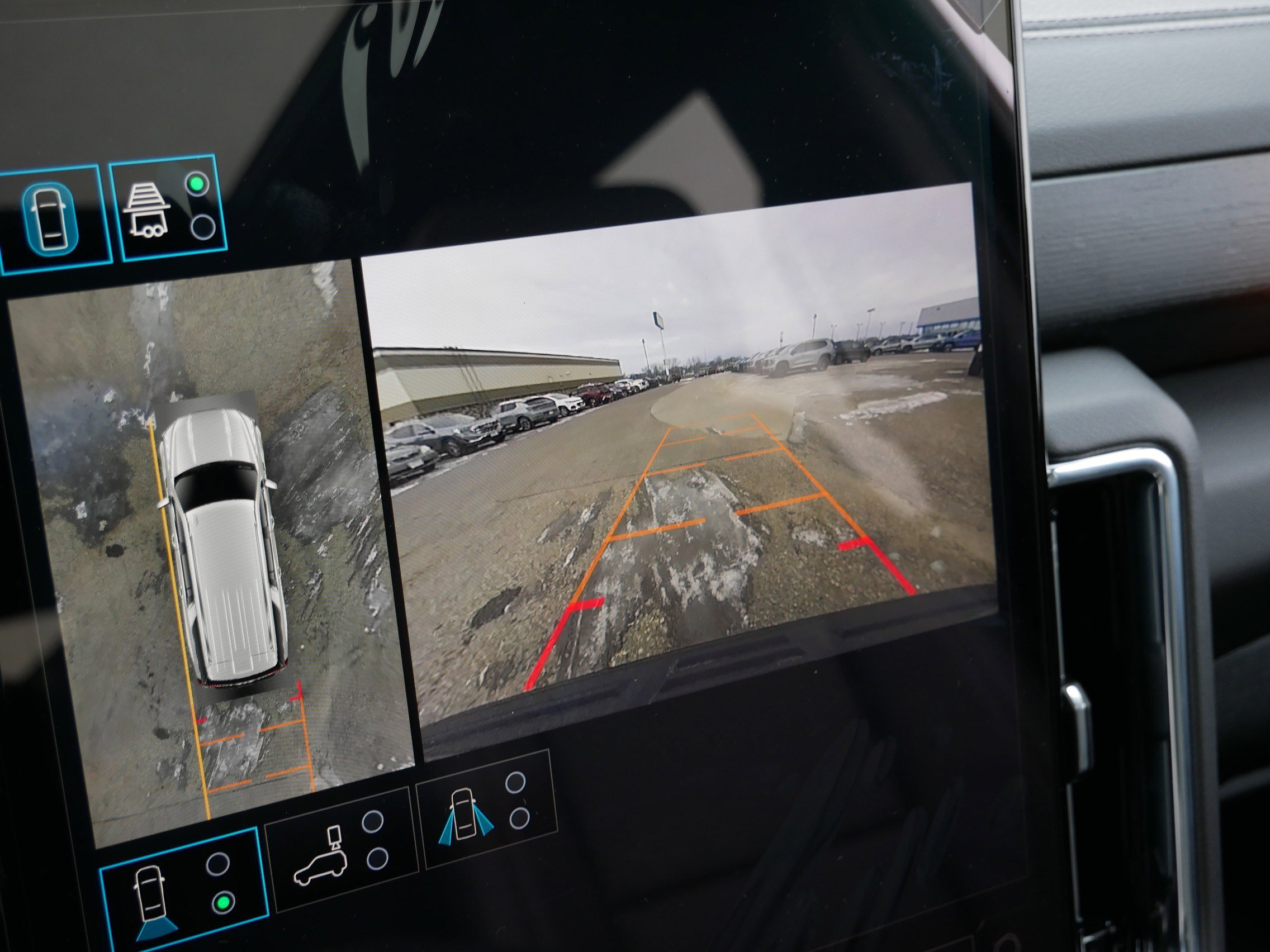 New 2026 GMC Yukon XL Denali w/ Sun & Power Step Package image 27